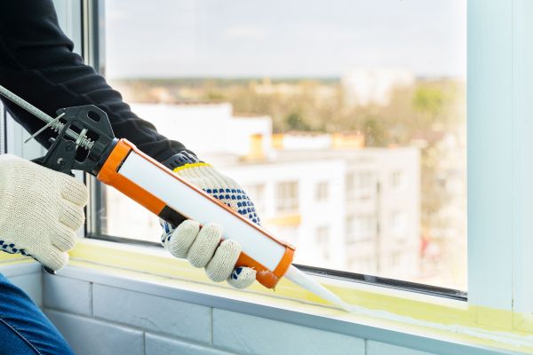 Cost of Window Recaulking Service in Buford